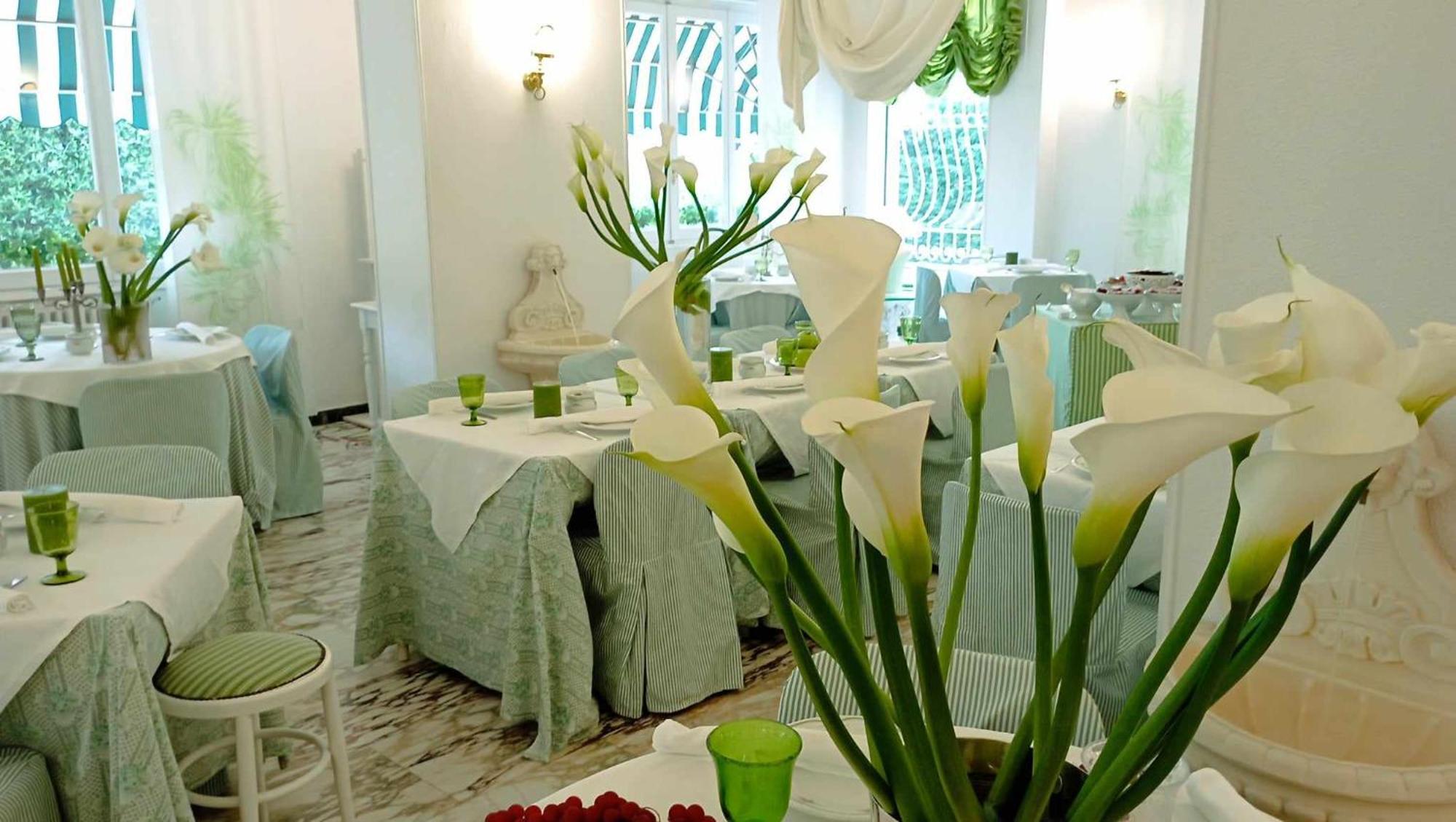 Eveline Portosole Hotel Sanremo Eksteriør billede