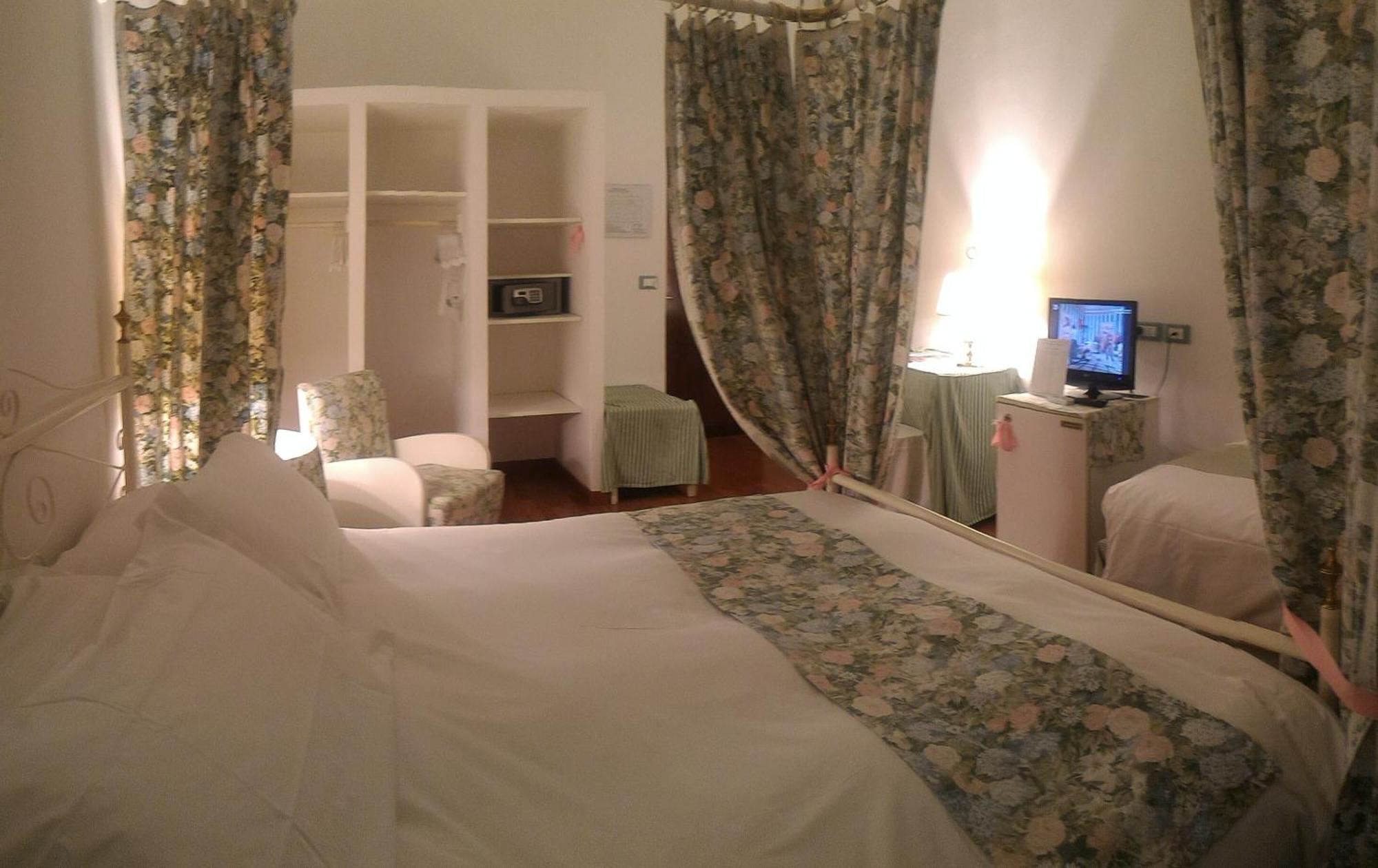 Eveline Portosole Hotel Sanremo Eksteriør billede